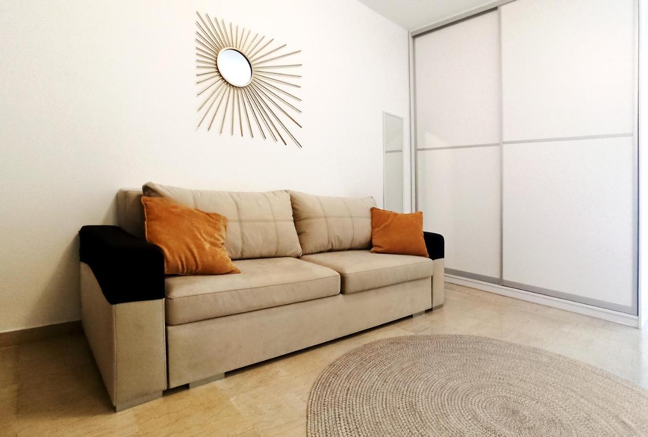 Apartment Kremou *